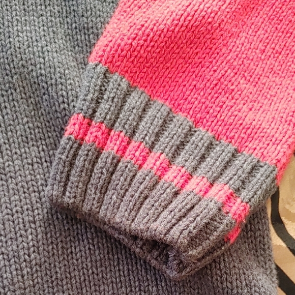 Silvery Lake Gray and Red Cardigan Sweater Sz Sm - Picture 4 of 16